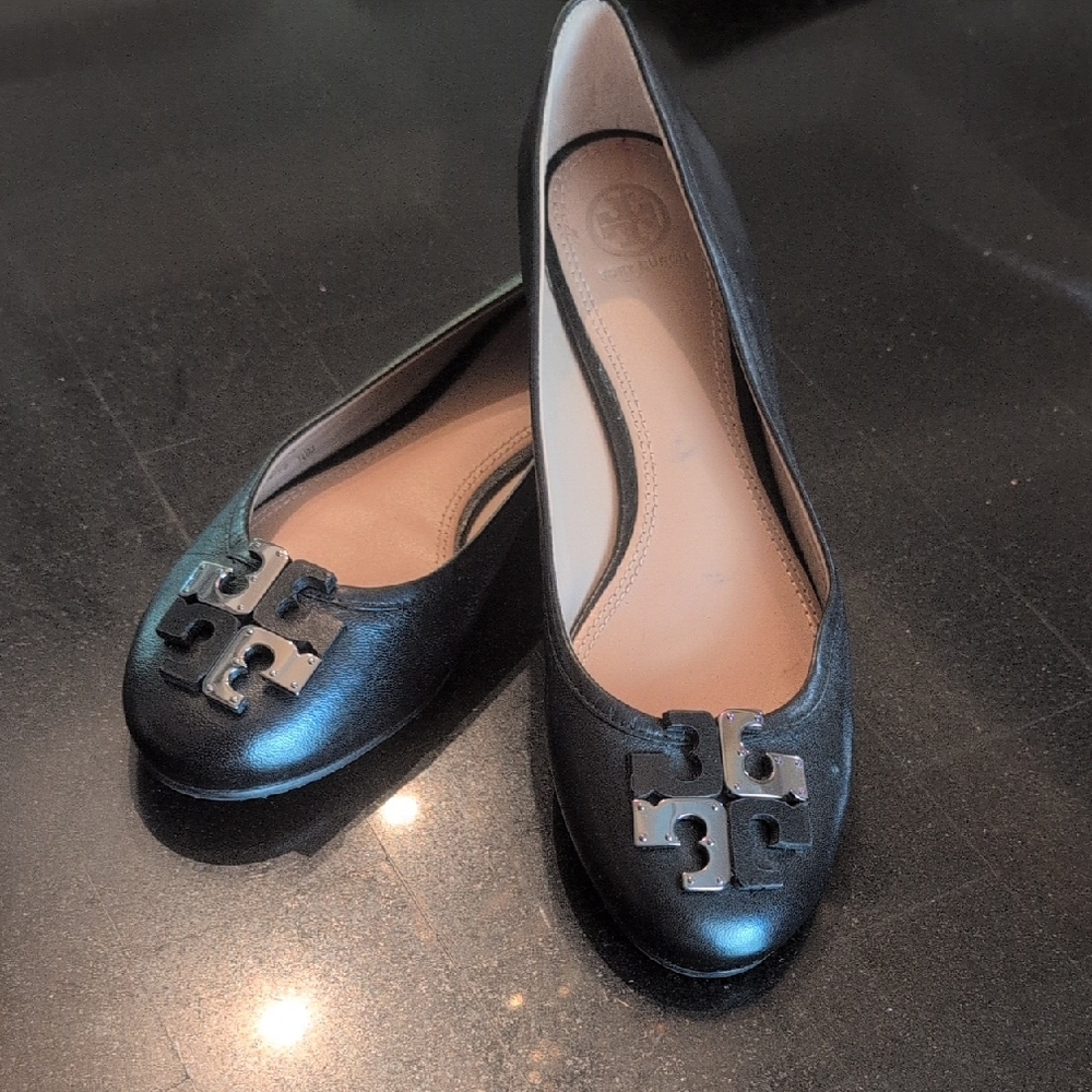 ❤️NEW TORY BURCH LEATHER FLATS ❤️